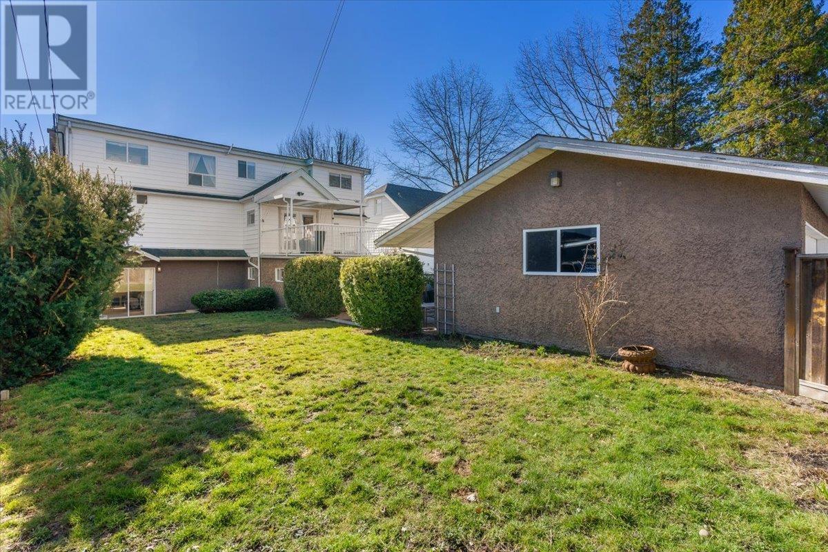 3913 Dundas Street, Burnaby, British Columbia  V5C 1A6 - Photo 36 - R2984155