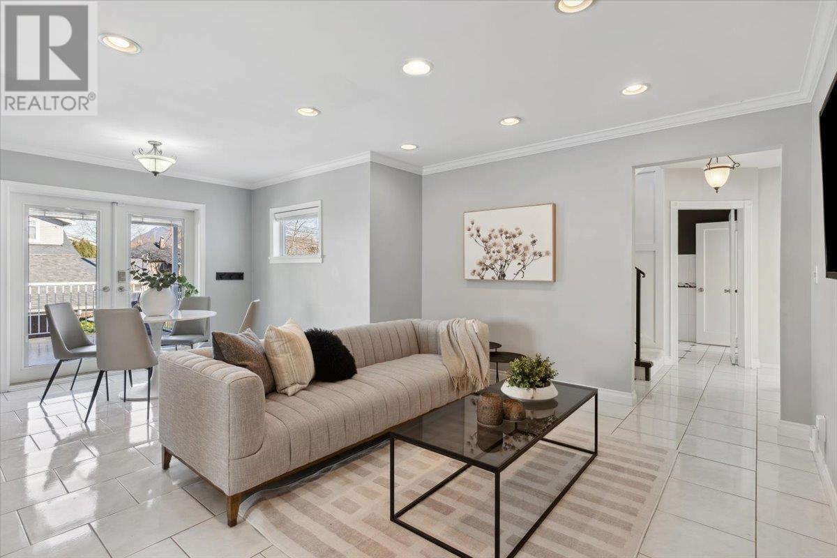 3913 Dundas Street, Burnaby, British Columbia  V5C 1A6 - Photo 8 - R2984155