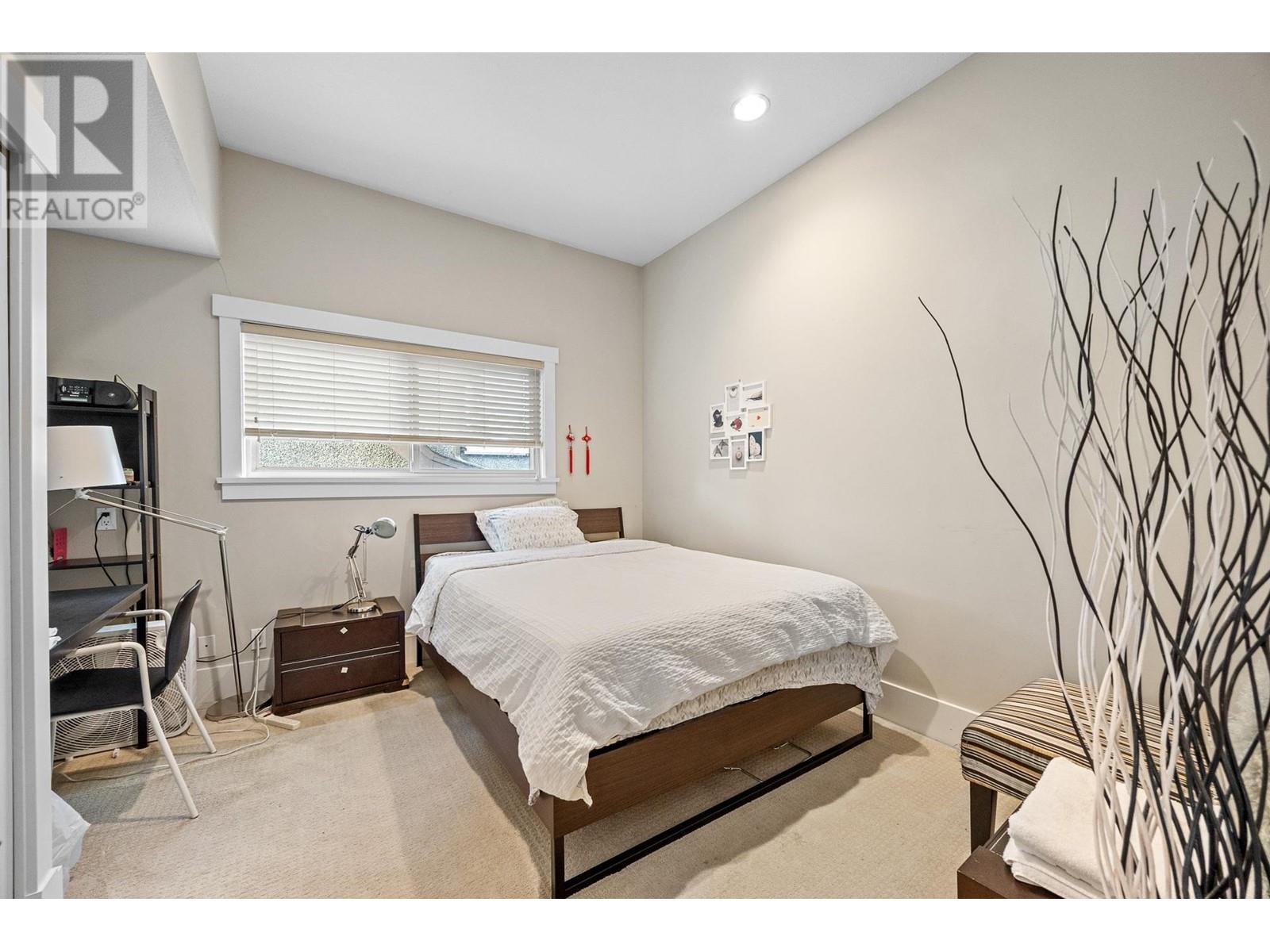 Listing Picture 24 of 38 : 5483 CARNARVON STREET, Vancouver / 溫哥華 - 魯藝地產 Yvonne Lu Group - MLS Medallion Club Member