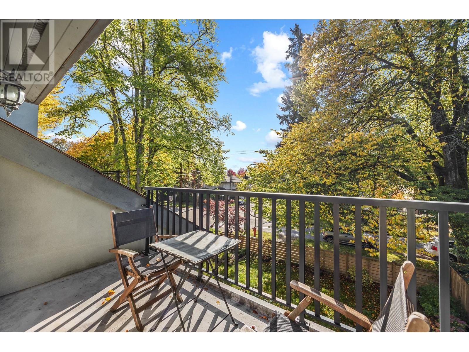 Listing Picture 23 of 38 : 5483 CARNARVON STREET, Vancouver / 溫哥華 - 魯藝地產 Yvonne Lu Group - MLS Medallion Club Member