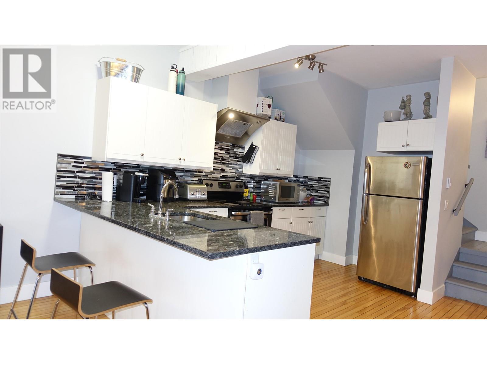 Property at 2 12016 YORK STREET image 5