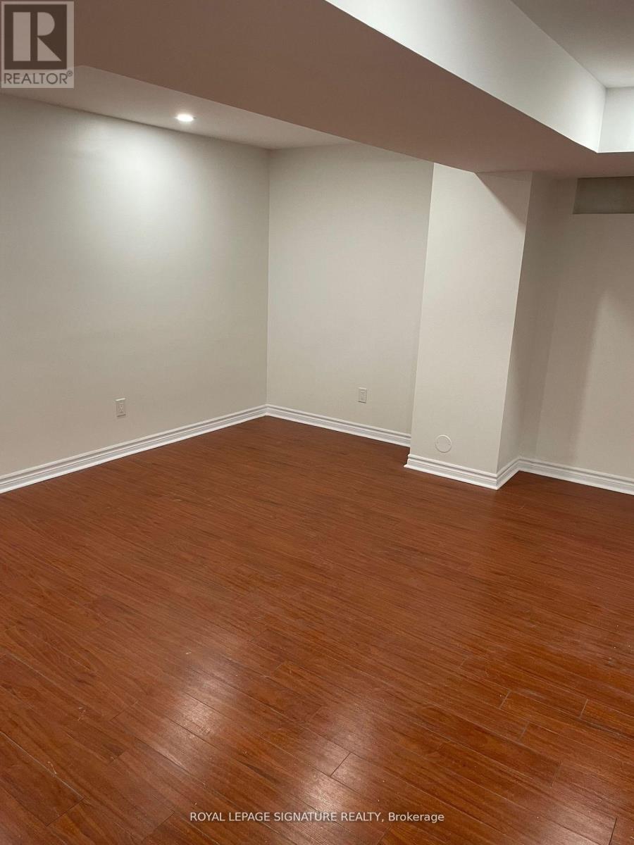Lower - 3265 Carabella Way, Mississauga, Ontario  L5M 6T4 - Photo 6 - W12050764