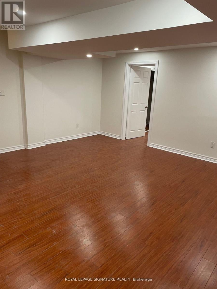 Lower - 3265 Carabella Way, Mississauga, Ontario  L5M 6T4 - Photo 7 - W12050764