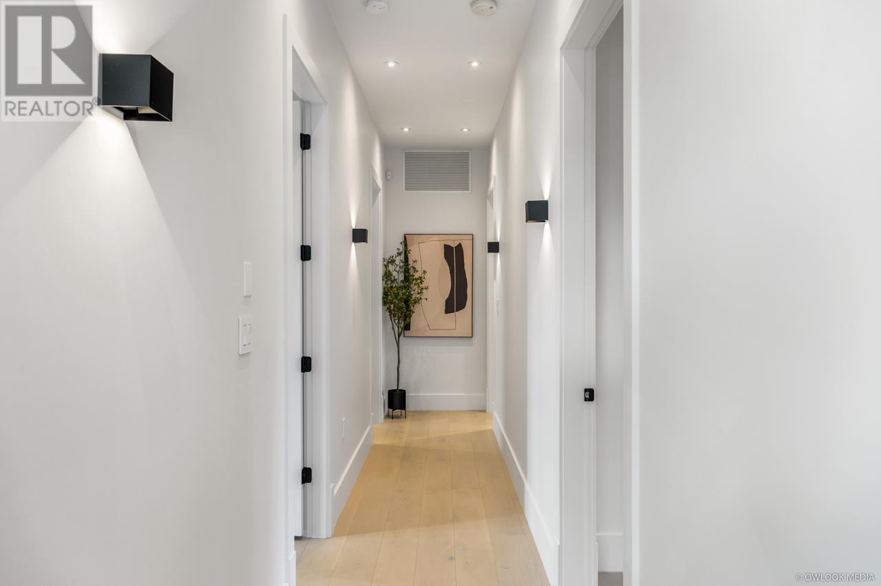 11271 Kingsgrove Avenue, Richmond, British Columbia  V7A 3B2 - Photo 21 - R2981176