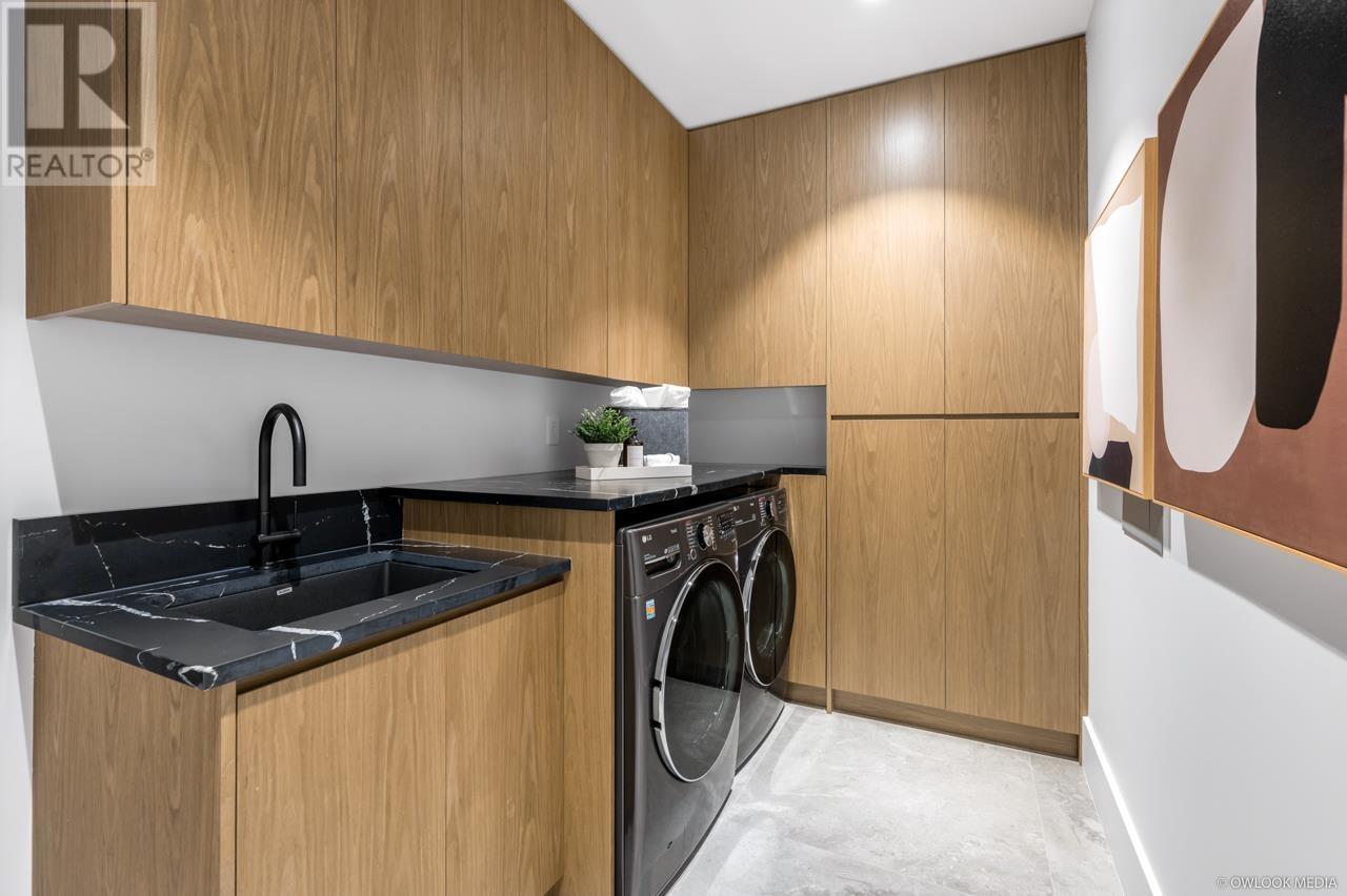 11271 Kingsgrove Avenue, Richmond, British Columbia  V7A 3B2 - Photo 18 - R2981176