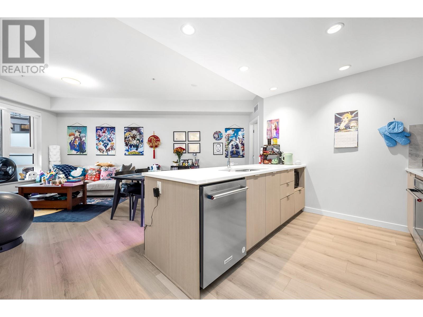 521 615 Cottonwood Avenue, Coquitlam, British Columbia  V3J 2S5 - Photo 3 - R2983975