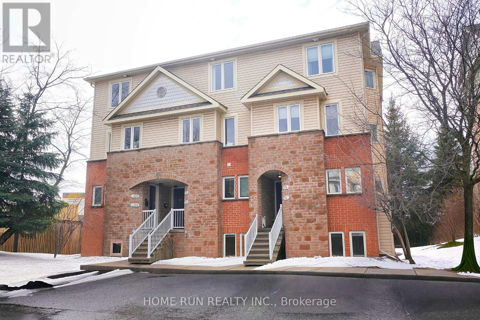 Property at 96 STRATHAVEN PRIVATE image 1