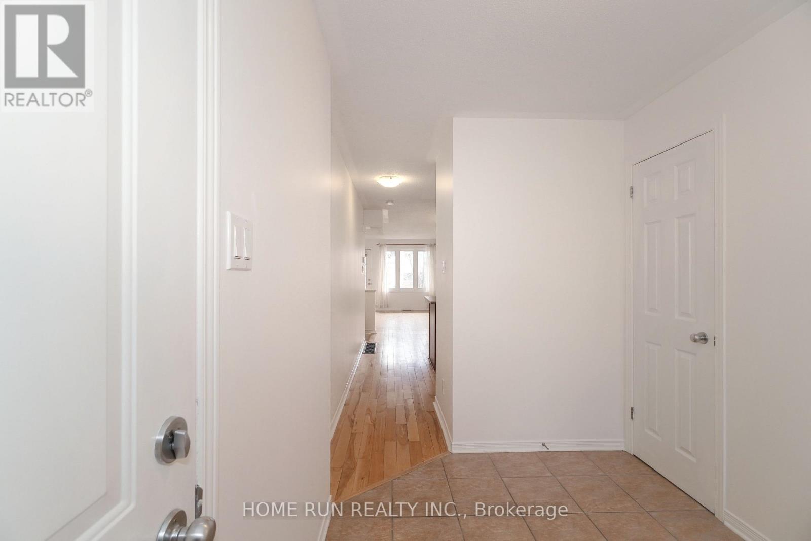 Property at 96 STRATHAVEN PRIVATE image 3