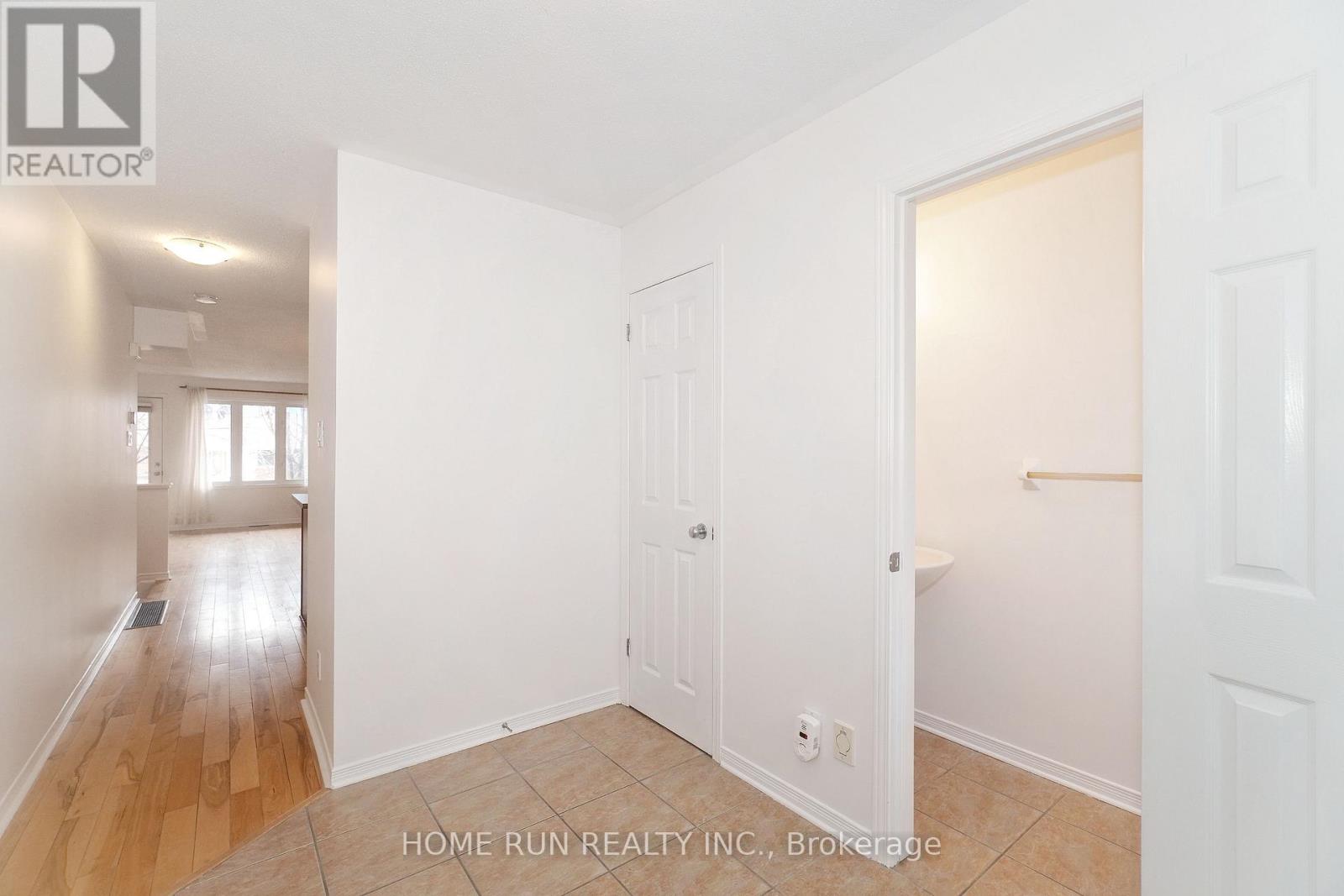 Property at 96 STRATHAVEN PRIVATE image 4