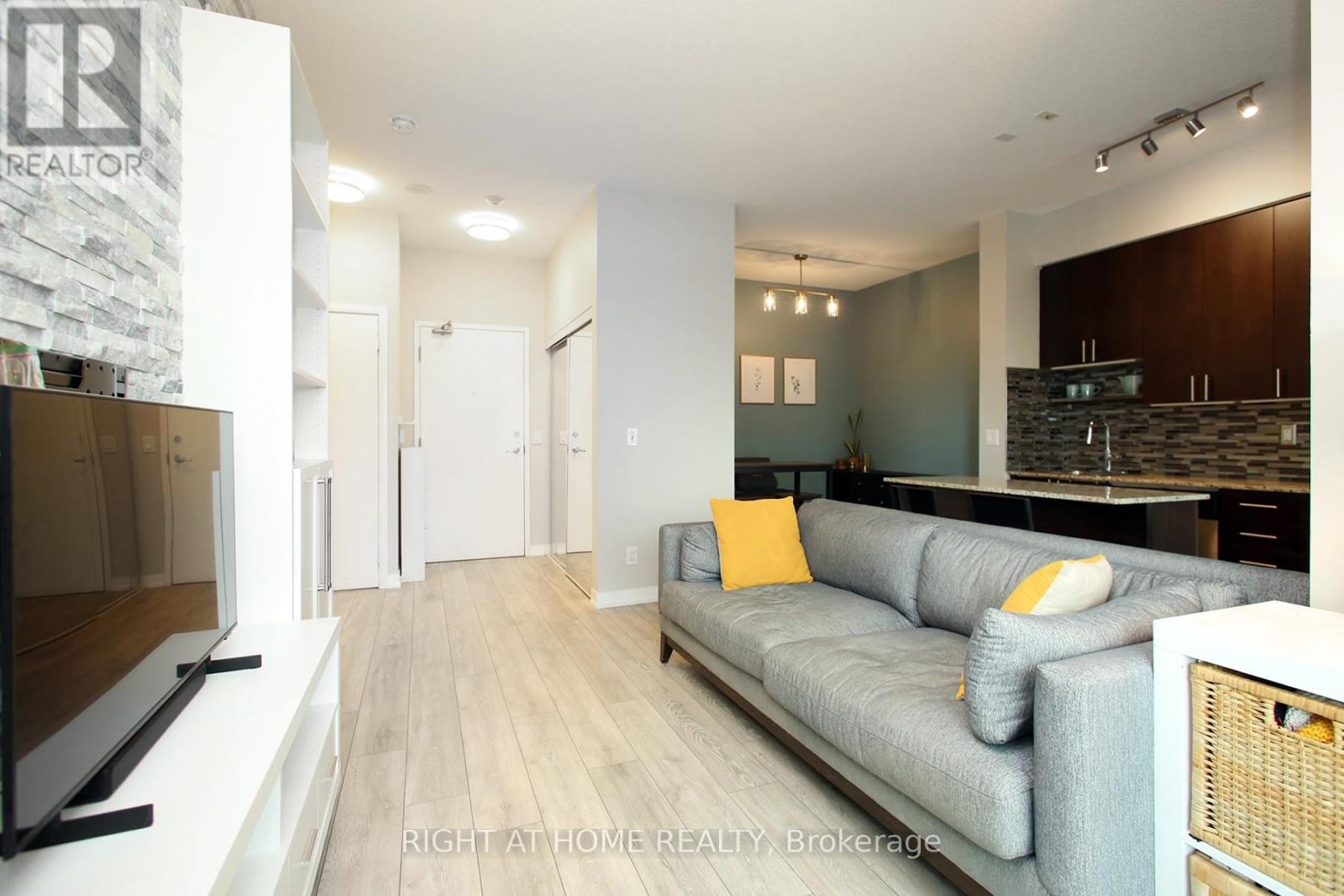 1002 - 155 Legion Road N, Toronto, Ontario  M8Y 0A7 - Photo 22 - W12052426