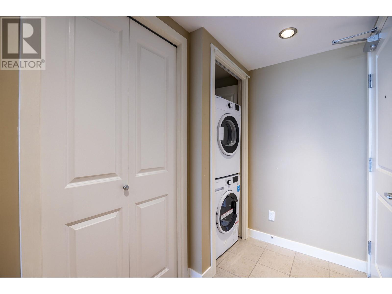1706 9188 Hemlock Drive, Richmond, British Columbia  V6Y 4J7 - Photo 11 - R2982892