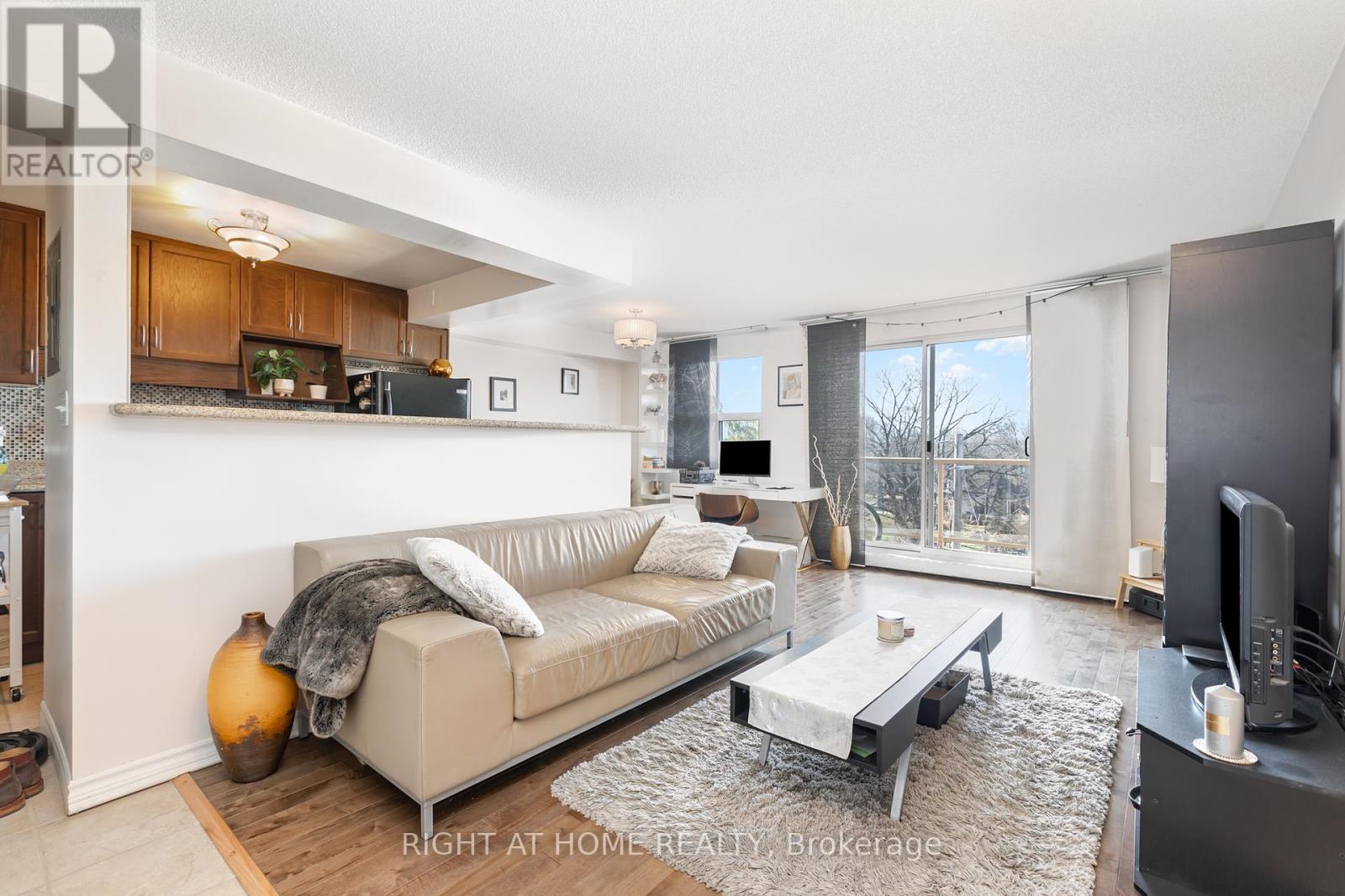 Property at 503 - 793 COLBORNE STREET E image 1