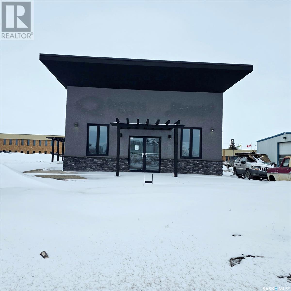 210 S Service Road, Melville, Saskatchewan  S0A 2P0 - Photo 2 - SK000120
