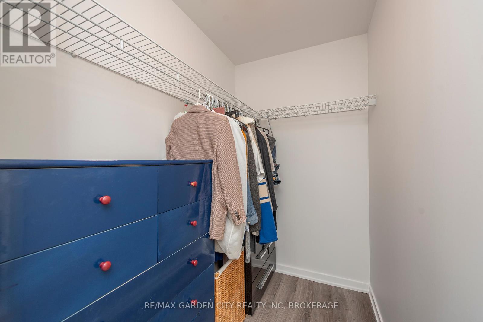 405 - 103 The Queensway Way, Toronto (High Park-Swansea), Ontario  M6S 5B3 - Photo 27 - W12052489