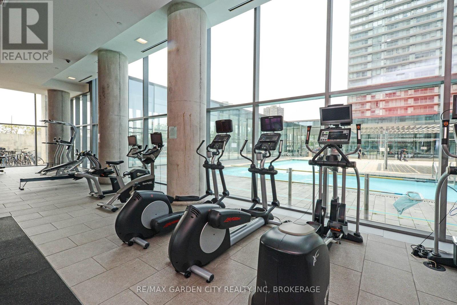405 - 103 The Queensway Way, Toronto (High Park-Swansea), Ontario  M6S 5B3 - Photo 39 - W12052489