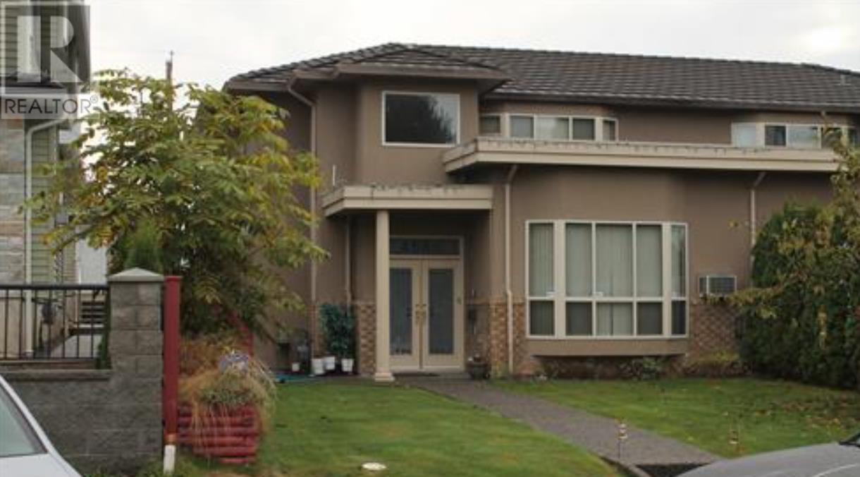 4586 BARKER AVENUE, burnaby, British Columbia