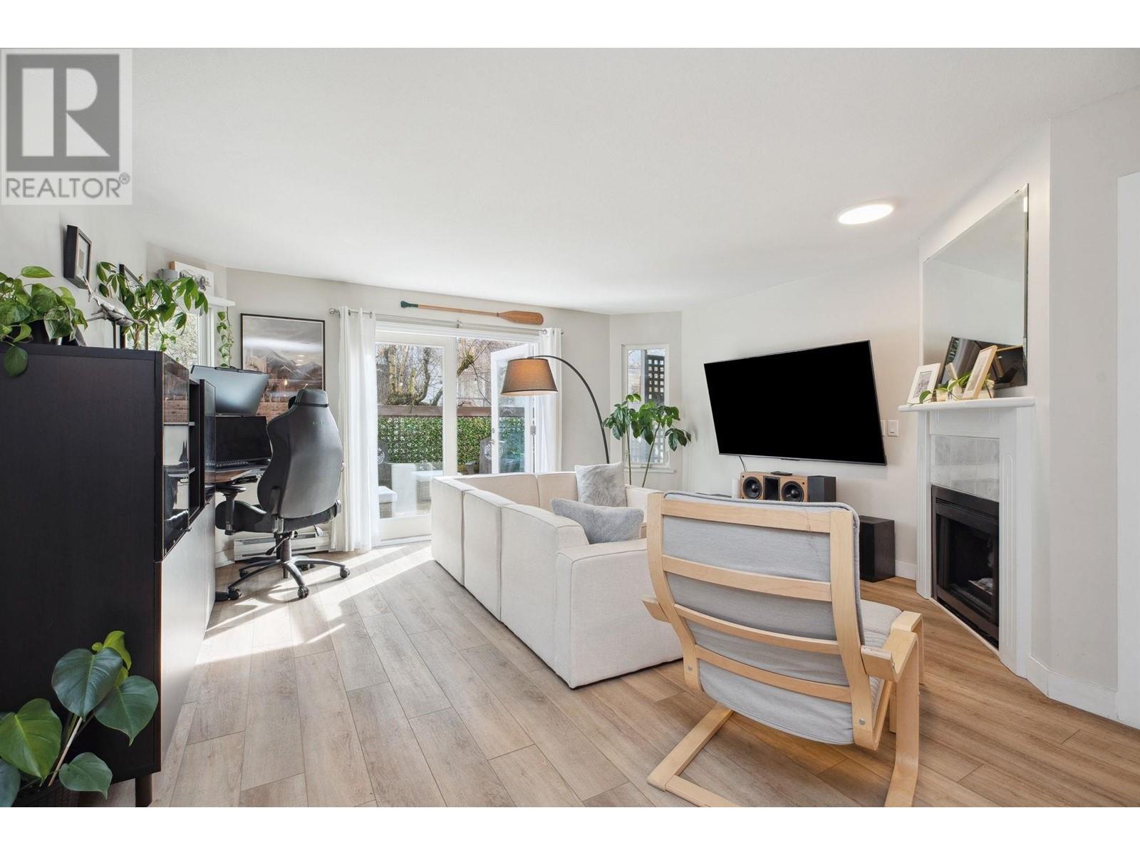 102 1535 Chesterfield Avenue, North Vancouver, British Columbia  V7M 2N5 - Photo 9 - R2983977