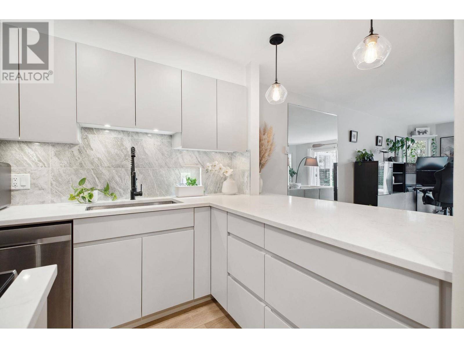 102 1535 Chesterfield Avenue, North Vancouver, British Columbia  V7M 2N5 - Photo 7 - R2983977