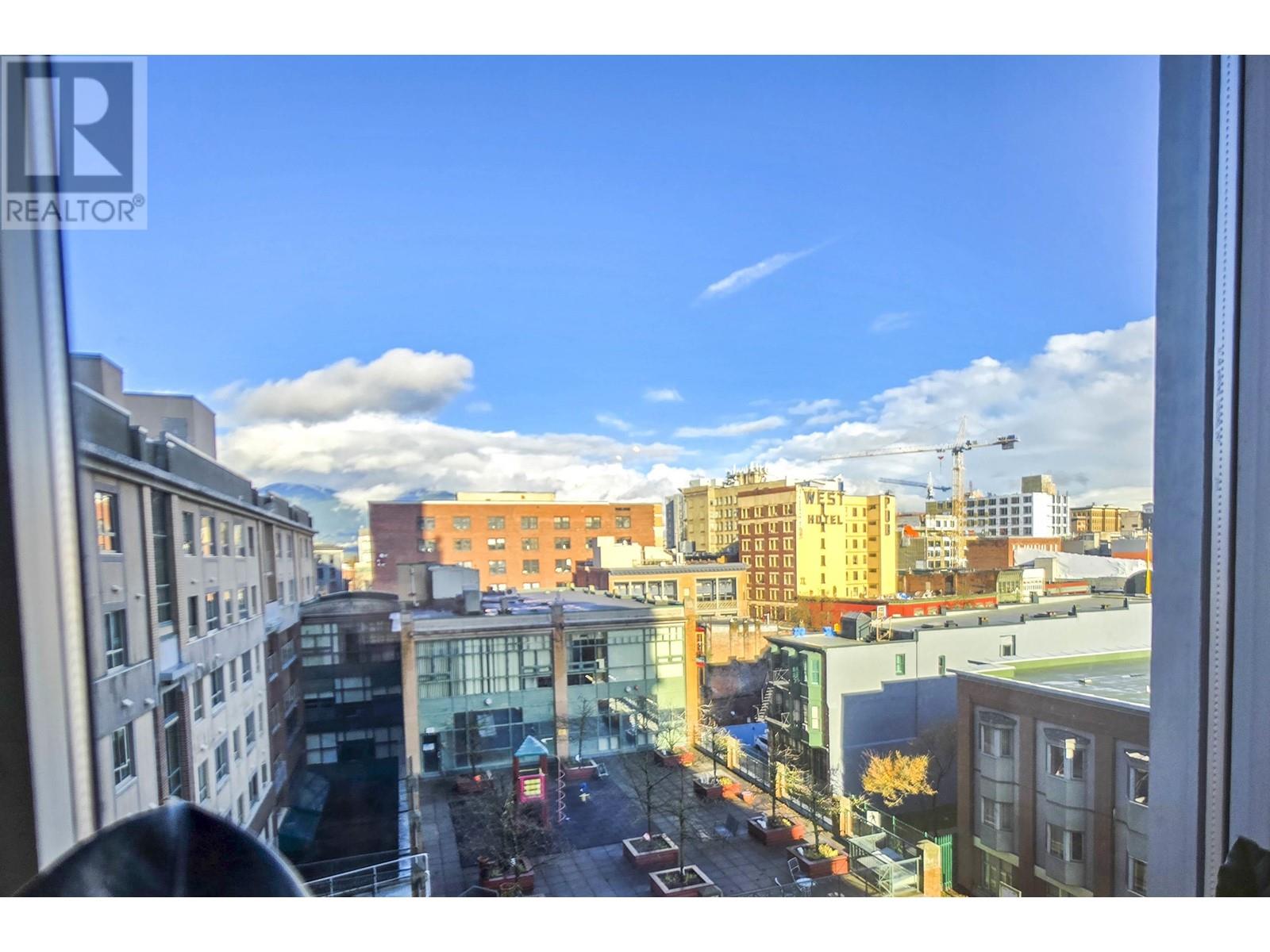 Listing Picture 10 of 24 : 706 550 TAYLOR STREET, Vancouver / 溫哥華 - 魯藝地產 Yvonne Lu Group - MLS Medallion Club Member