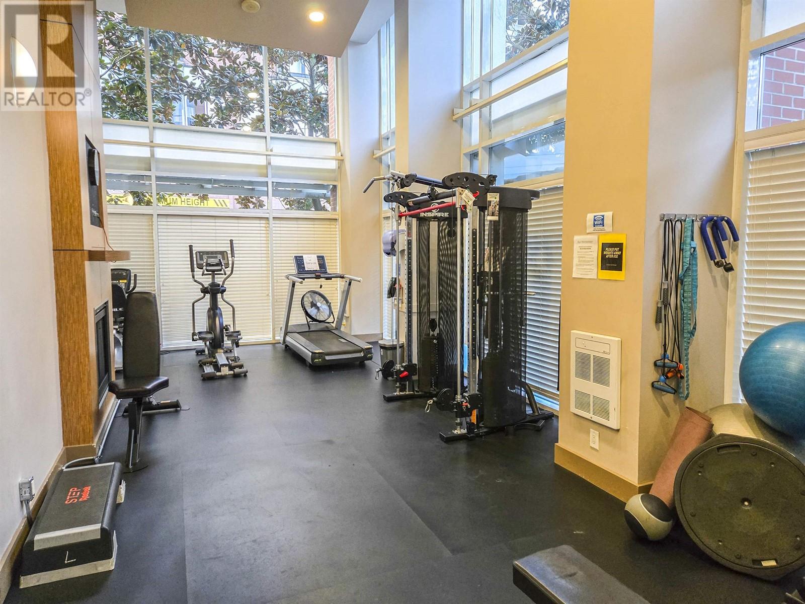 Listing Picture 15 of 24 : 706 550 TAYLOR STREET, Vancouver / 溫哥華 - 魯藝地產 Yvonne Lu Group - MLS Medallion Club Member