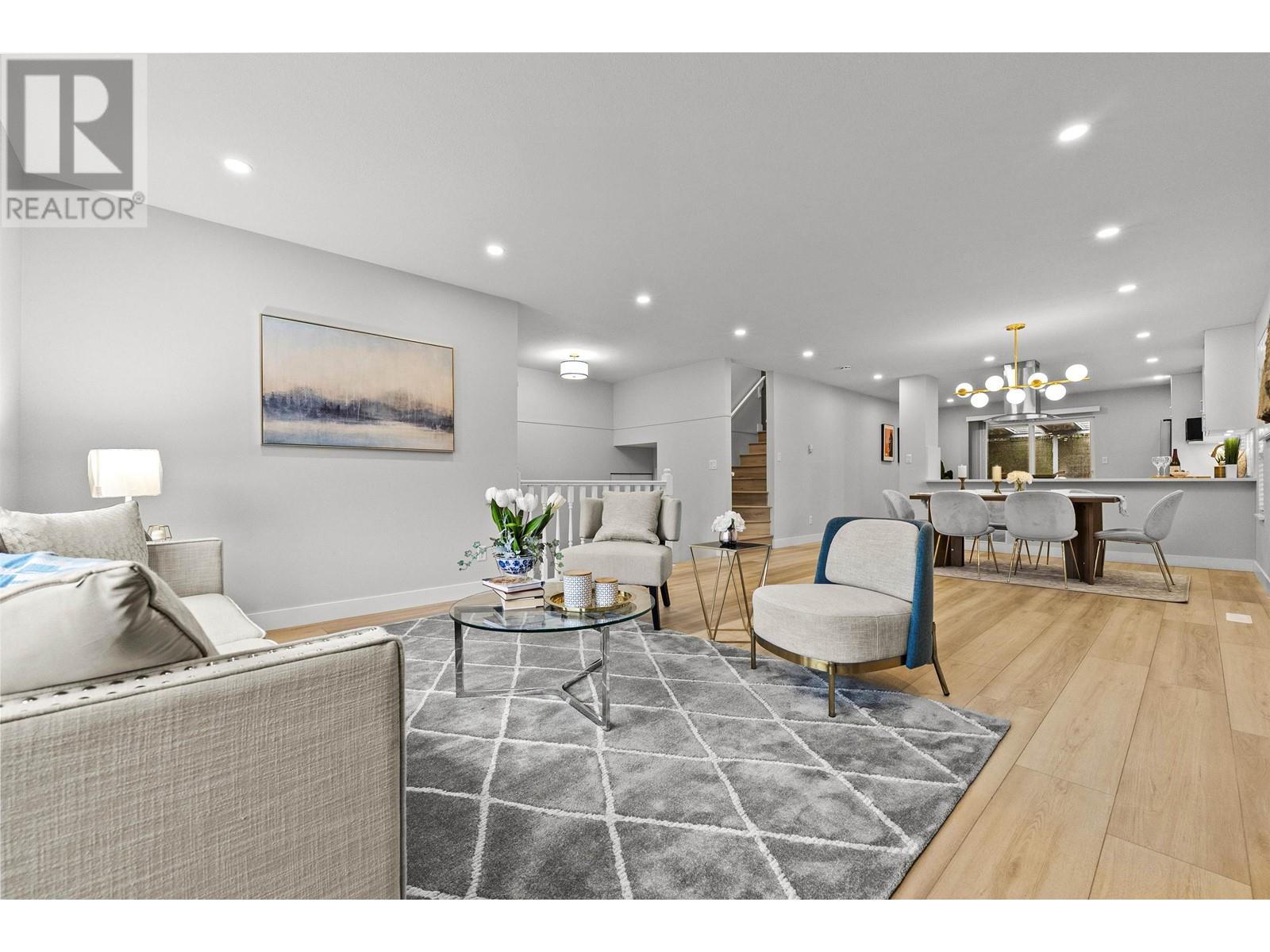 3055 Rothbury Place, Burnaby, British Columbia  V5A 4J5 - Photo 9 - R2983759