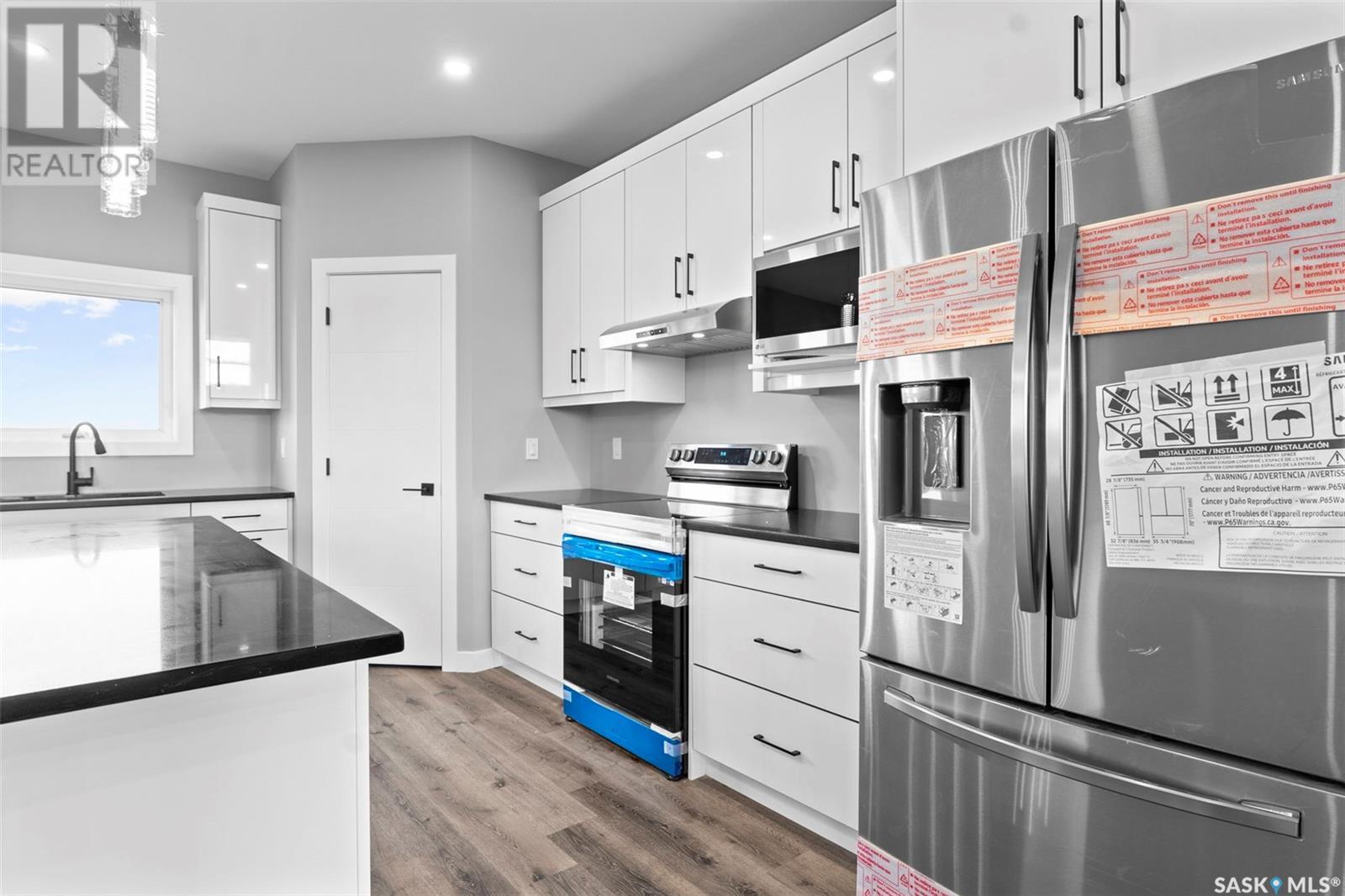 206 Sharma Lane, Saskatoon, Saskatchewan  S7K 1K7 - Photo 8 - SK000182