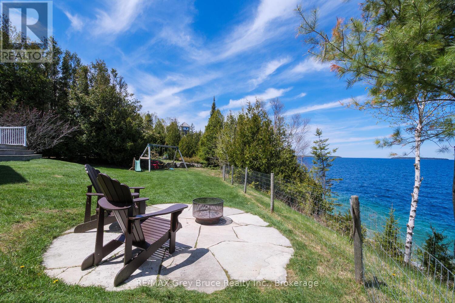 21 Grant Watson Drive, Northern Bruce Peninsula, Ontario  N0H 2R0 - Photo 35 - X12052551
