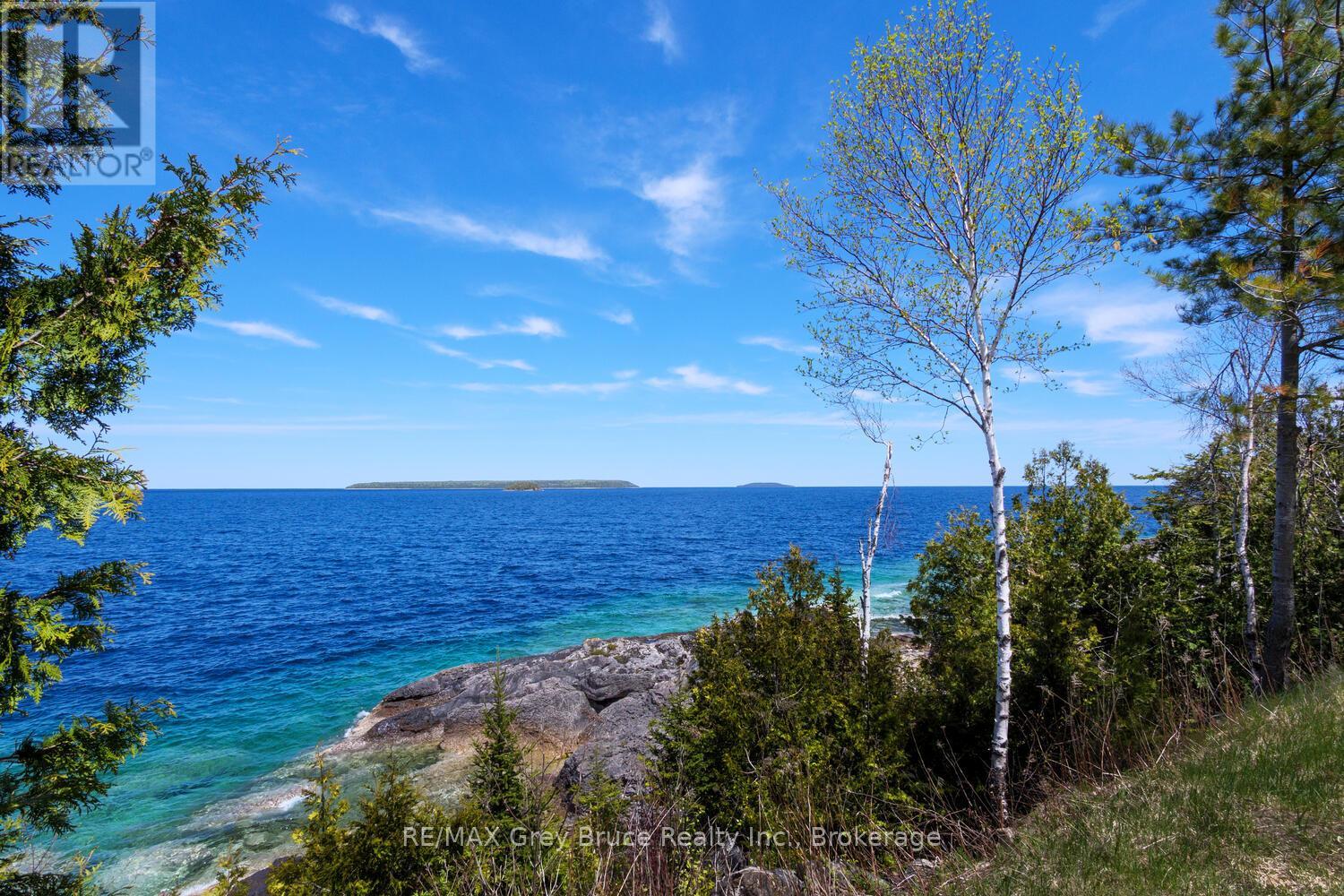 21 Grant Watson Drive, Northern Bruce Peninsula, Ontario  N0H 2R0 - Photo 4 - X12052551
