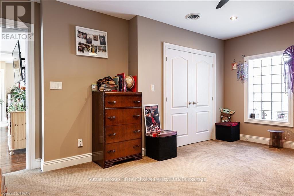 152 St Patrick Street, Stratford, Ontario  N5A 1A9 - Photo 24 - X12052561