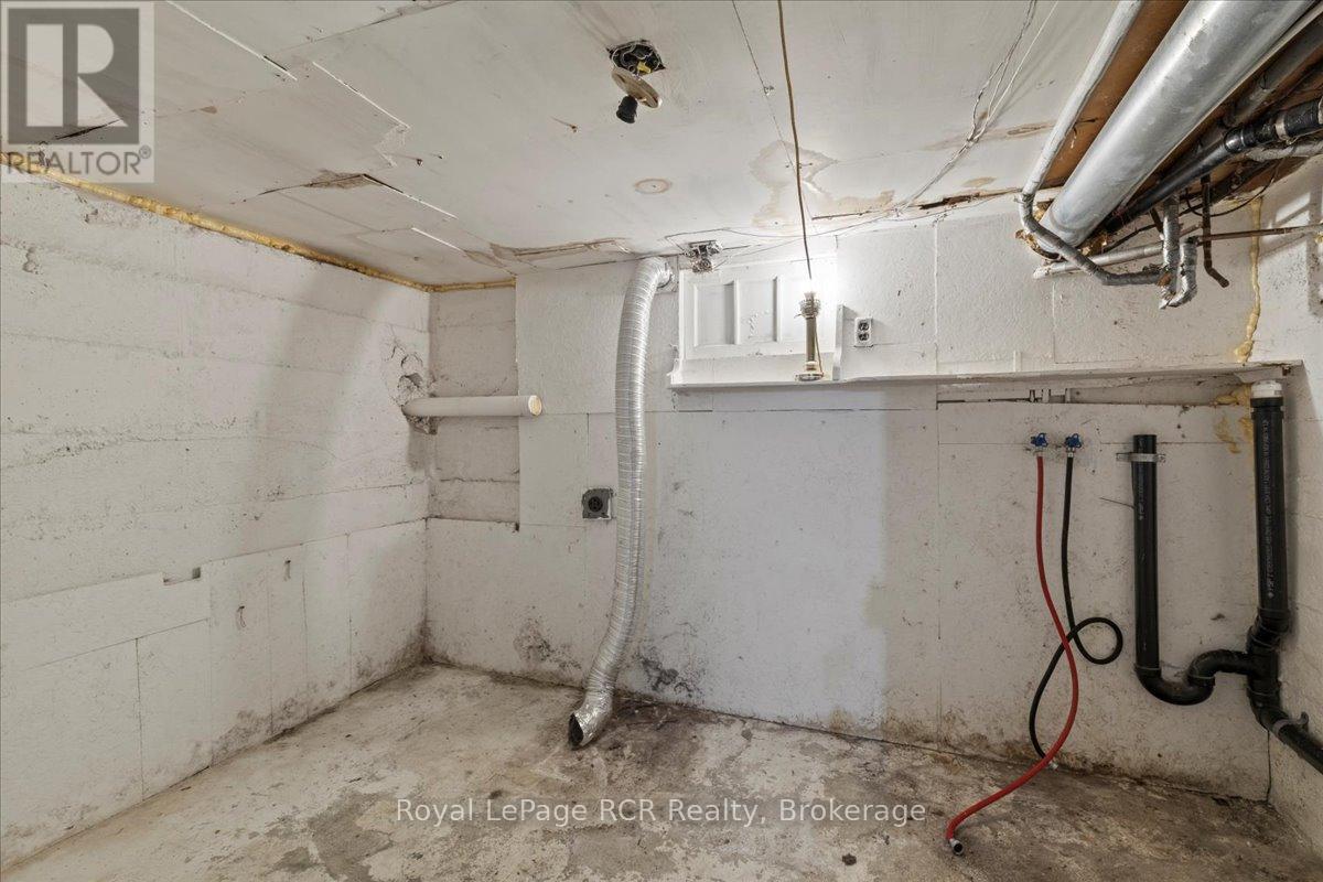 315 Mcnab Street, Brockton, Ontario  N0G 2V0 - Photo 20 - X12052573