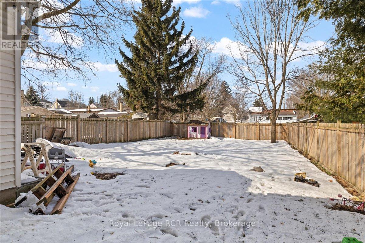 315 Mcnab Street, Brockton, Ontario  N0G 2V0 - Photo 25 - X12052573