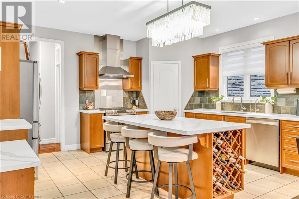Property at 532 WOODFIELD Court image 5