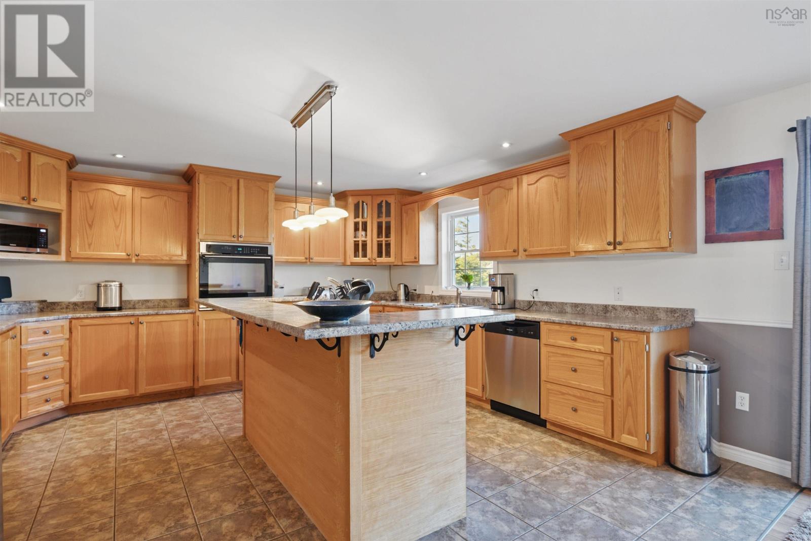 297 Leslie Road, East Lawrencetown, Nova Scotia  B2Z 1T4 - Photo 13 - 202506326