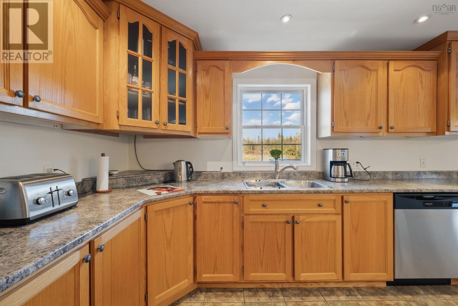 297 Leslie Road, East Lawrencetown, Nova Scotia  B2Z 1T4 - Photo 15 - 202506326