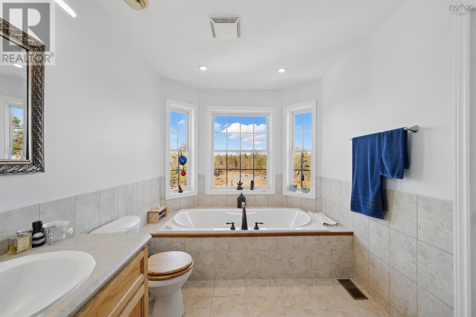 297 Leslie Road, East Lawrencetown, Nova Scotia  B2Z 1T4 - Photo 23 - 202506326