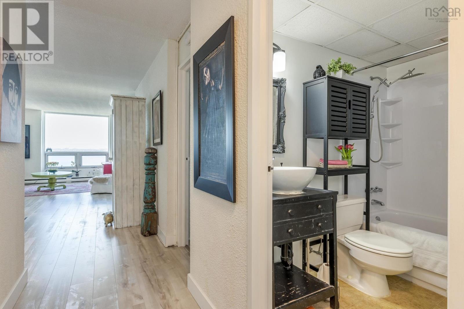 1209 5572 North Ridge Road, Halifax, Nova Scotia  B3K 5K2 - Photo 4 - 202506329