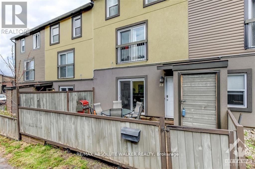 58 - 1250 Mcwatters Road, Ottawa, Ontario  K2C 3P5 - Photo 2 - X12052579
