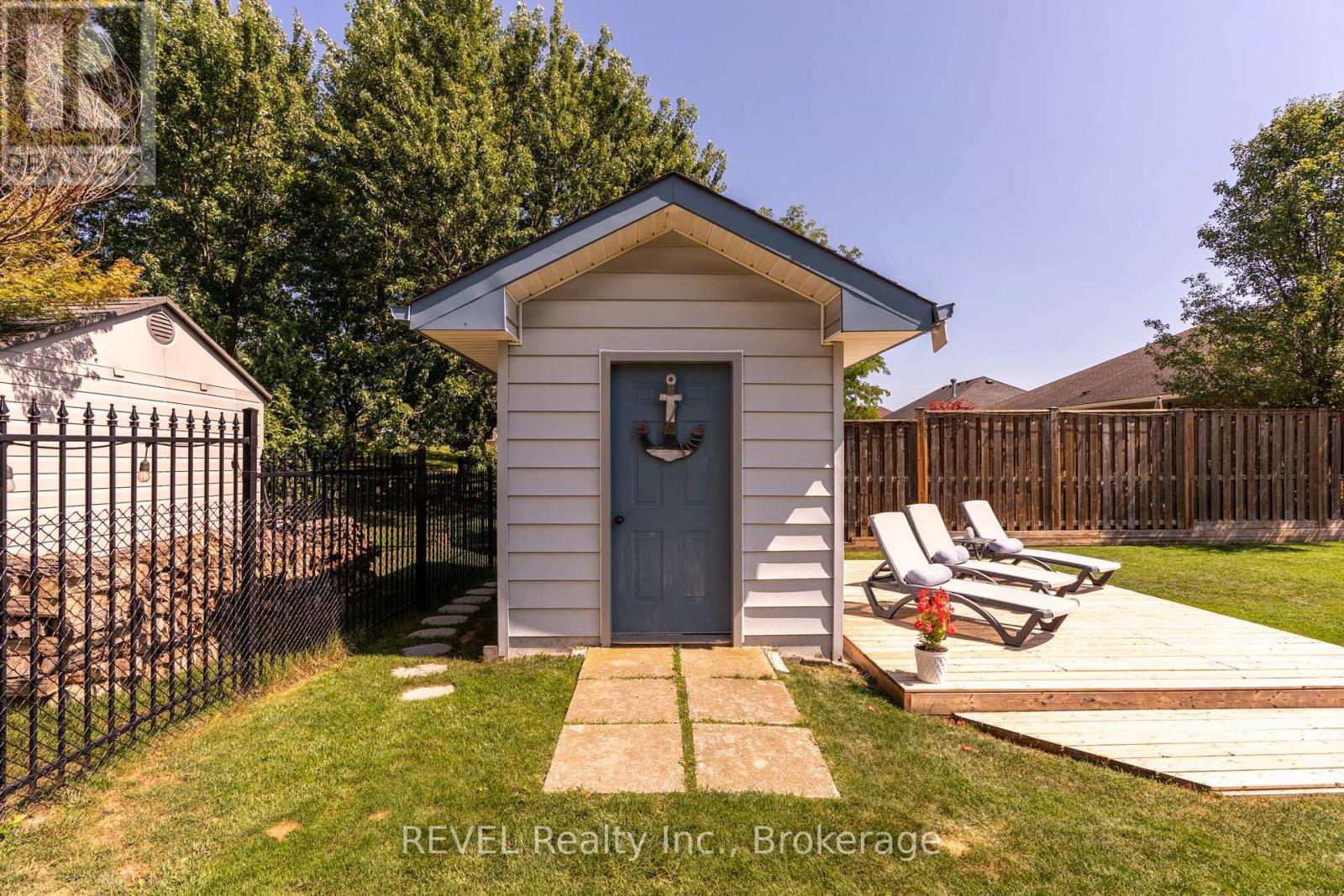 8 Virginia Street, Welland, Ontario  L3C 7A5 - Photo 42 - X12052542