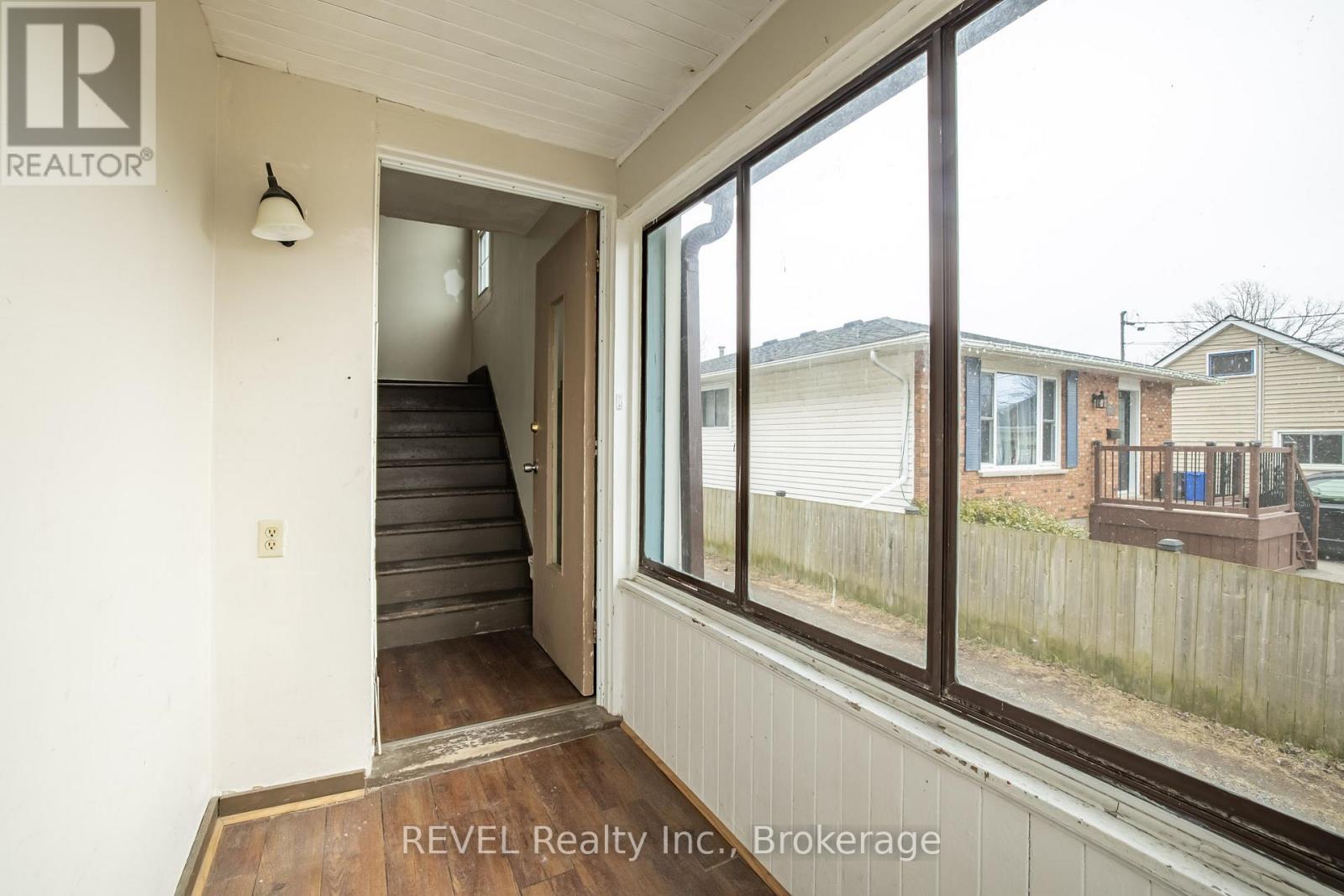 Property at 66 LILLIAN PLACE image 3