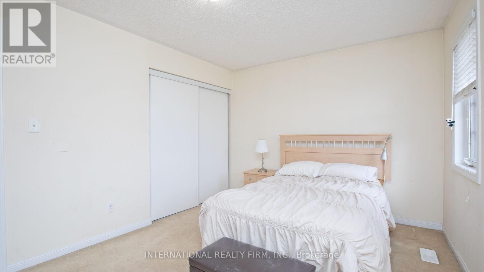 30 Benmore Crescent, Brampton, Ontario  L6P 2T3 - Photo 14 - W12052520