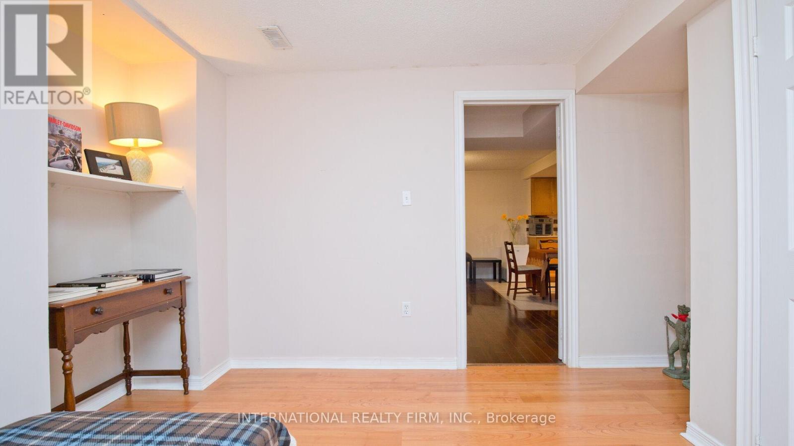 30 Benmore Crescent, Brampton, Ontario  L6P 2T3 - Photo 16 - W12052520