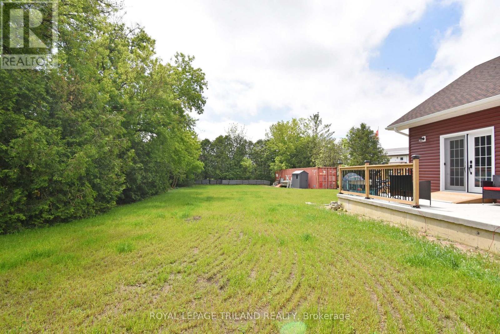 141 Main Street, Lambton Shores, Ontario  N0M 2N0 - Photo 39 - X12052619