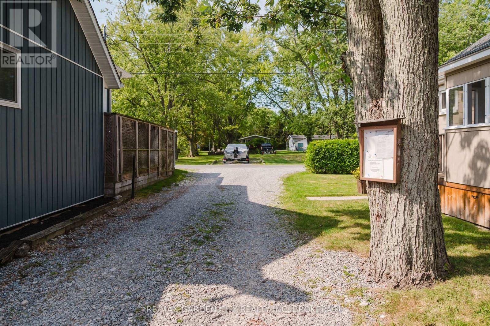 11154 Churchill Avenue, Wainfleet, Ontario  L3K 2S6 - Photo 45 - X12052605