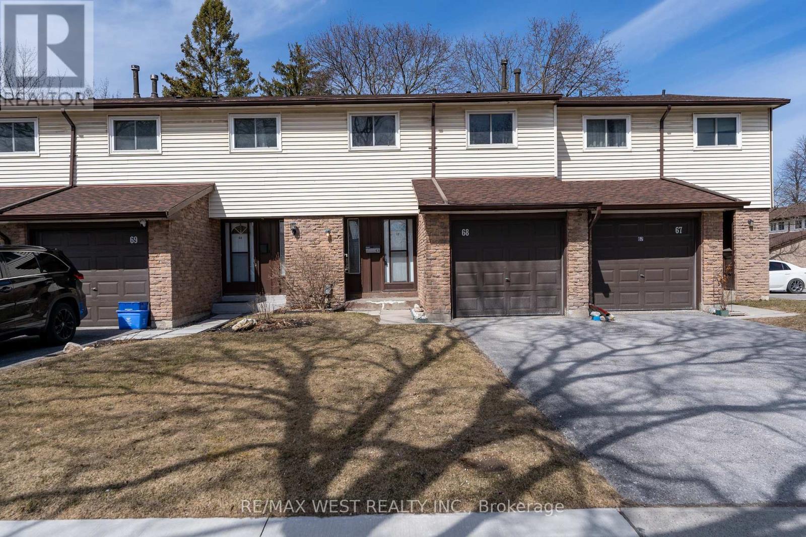 Property at 68 - 222 PEARSON STREET image 1