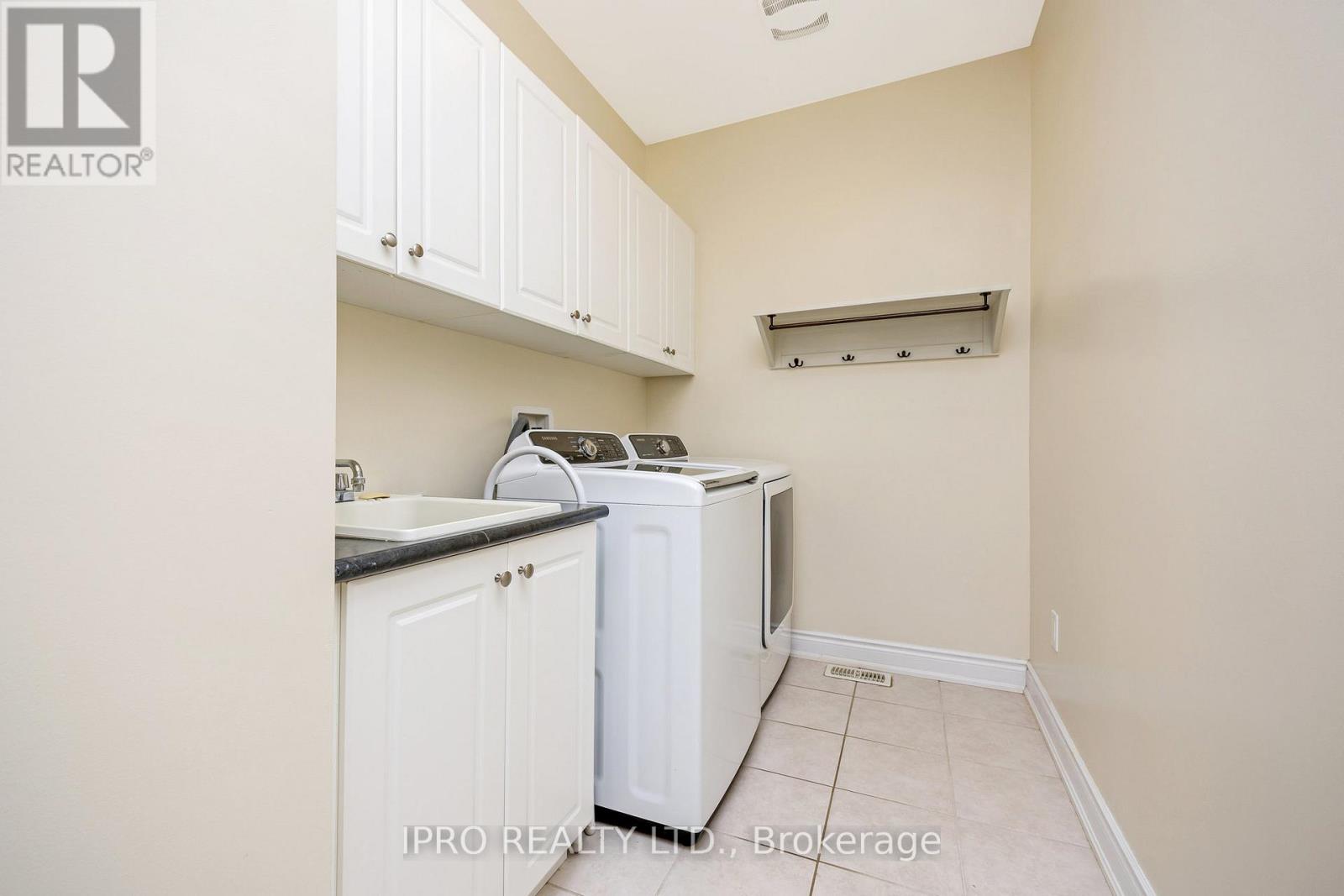 84 Northwest Court, Halton Hills, Ontario  L7G 0K7 - Photo 22 - W12052591