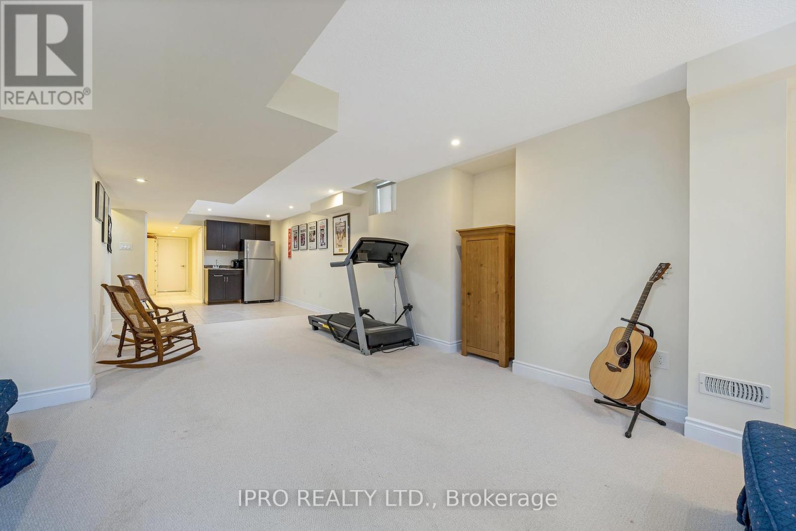 84 Northwest Court, Halton Hills, Ontario  L7G 0K7 - Photo 41 - W12052591