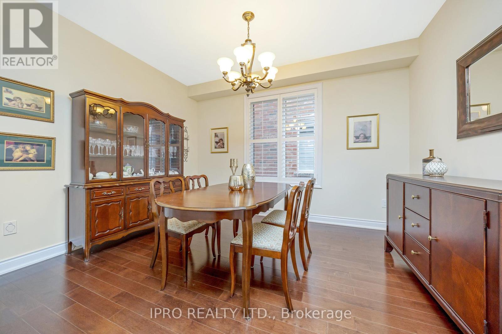 84 Northwest Court, Halton Hills, Ontario  L7G 0K7 - Photo 8 - W12052591