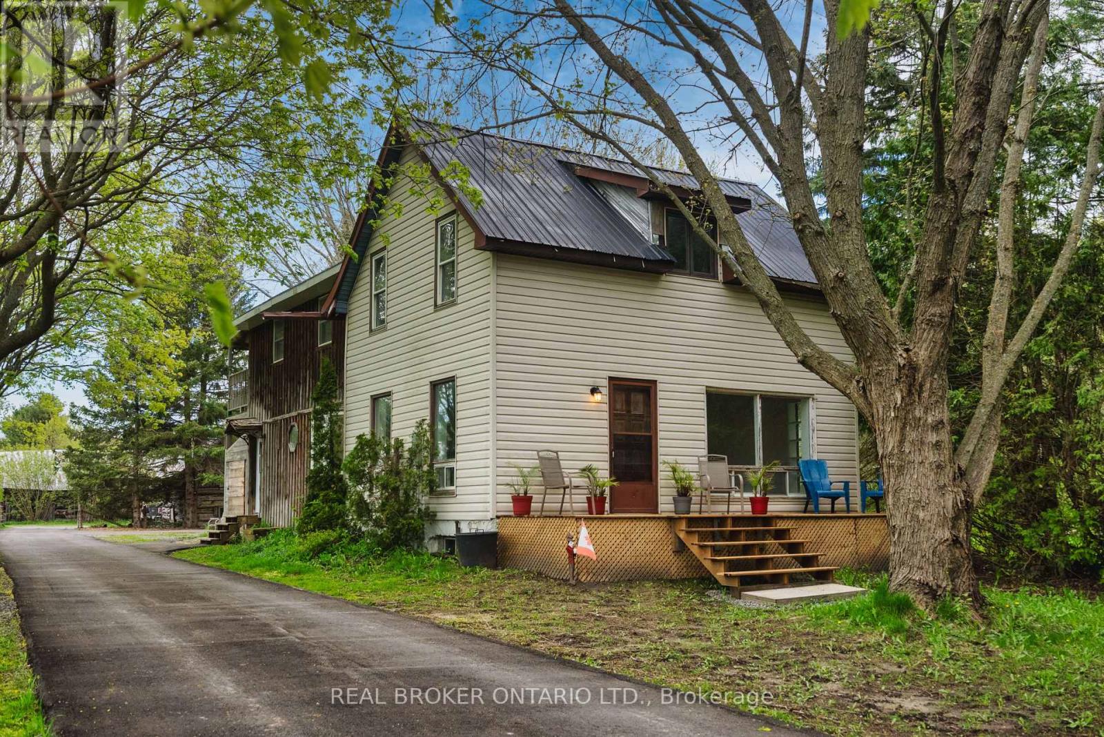 Property at 261 PORTAGE ROAD image 1