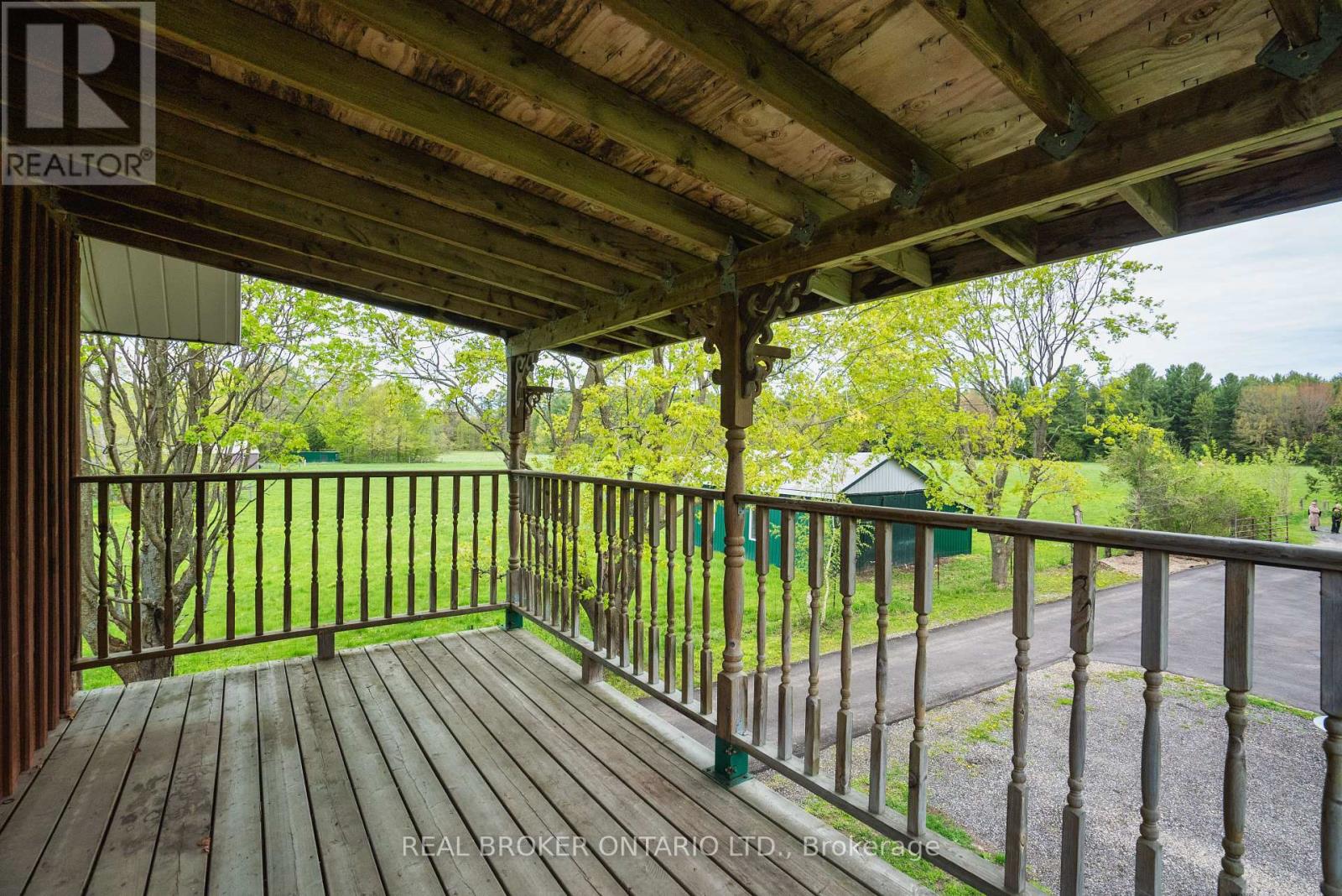 261 Portage Road, Kawartha Lakes, Ontario  K0M 1B0 - Photo 25 - X12052618