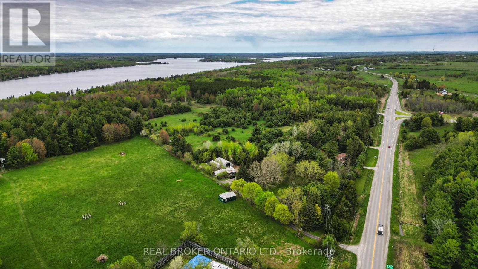 261 Portage Road, Kawartha Lakes, Ontario  K0M 1B0 - Photo 37 - X12052618